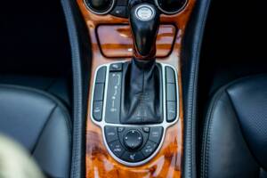 Image 34/50 de Mercedes-Benz SL 500 (2003)