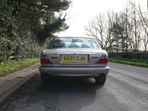 Image 5/19 of Jaguar XJ 8 Sovereign (1999)