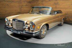 Imagen 4/8 de Mercedes-Benz 280 SE (1971)