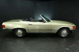 Imagen 6/50 de Mercedes-Benz 380 SL (1984)
