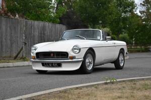 Image 12/50 of MG MGB (1972)