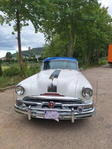 Image 3/17 of Pontiac Chieftain (1953)