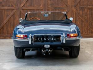 Image 8/36 of Jaguar E-Type 3.8 (1963)