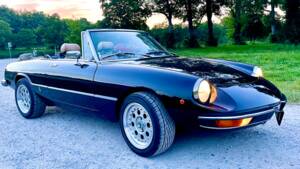 Bild 5/16 von Alfa Romeo 2000 Spider Veloce (1981)
