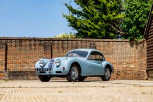 Image 14/50 of Jaguar XK 140 FHC (1955)