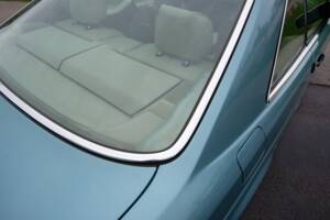 Image 30/31 de Mercedes-Benz 420 SEC (1990)