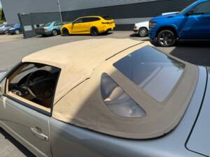 Image 21/23 of Mercedes-Benz SL 500 (1998)