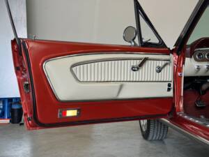 Image 16/28 de Ford Mustang 289 (1966)