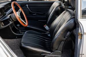 Bild 30/53 von BMW 2002 tii (1974)