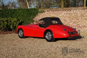 Bild 44/50 von Jaguar XK 120 SE OTS (1954)