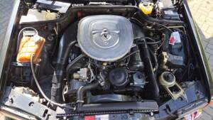 Image 14/32 of Mercedes-Benz 560 SEC (1991)
