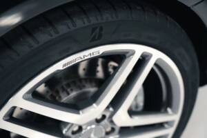 Image 18/40 of Mercedes-Benz CL 65 AMG (2008)