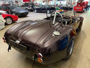 Image 11/17 of AC Cobra 427 (1968)
