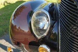 Image 4/52 de Ford V8 (1938)