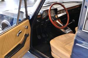Image 35/35 of Alfa Romeo 2000 Berlina (1972)