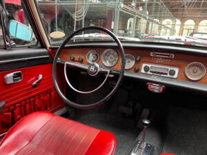 Image 26/37 of Volkswagen Karmann Ghia 1600 L (1968)
