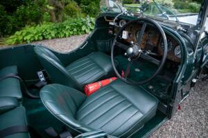 Immagine 2/47 di Bentley 4 1/2 Litre (1939)