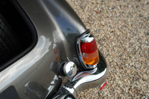 Image 11/50 of Mercedes-Benz 190 SL (1960)