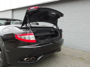 Immagine 56/93 di Maserati GranCabrio 4.7 (2010)