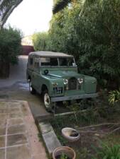 Image 4/17 of Land Rover 88 (1960)