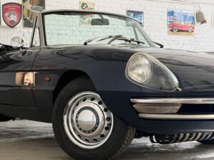 Bild 48/74 von Alfa Romeo 1750 Spider Veloce (1968)