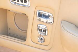 Immagine 14/46 di Rolls-Royce Corniche I (1981)