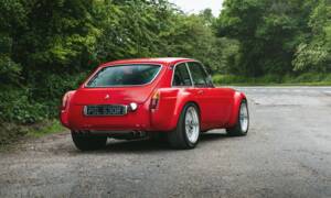 Image 3/50 of MG MGB GT V8 (1977)