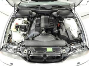 Image 11/15 de BMW 523i (1998)