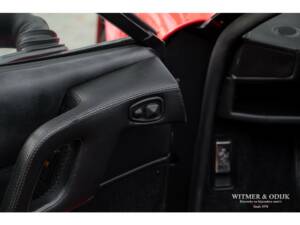 Bild 38/41 von Ferrari 328 GTS (1989)