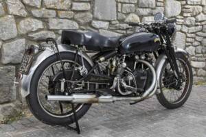 Bild 36/44 von Vincent Black Shadow C (1952)