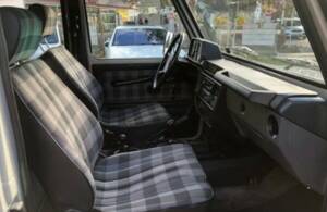 Immagine 7/23 di Mercedes-Benz 230 GE (SWB) (1987)