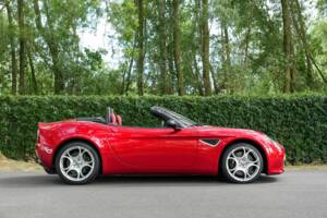 Image 10/50 of Alfa Romeo 8C Spider (2010)