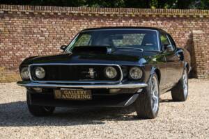 Image 7/50 of Ford Mustang 302 (1969)