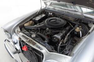 Image 6/27 of Mercedes-Benz 280 SEL 4,5 (1972)
