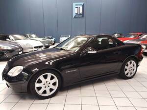 Bild 3/54 von Mercedes-Benz SLK 230 Kompressor (2002)
