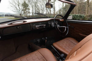 Image 10/20 of Volkswagen Karmann Ghia 1500 (1970)