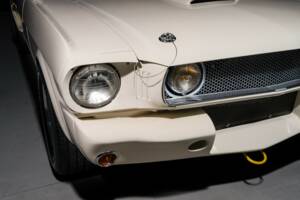 Image 15/22 of Ford Shelby GT 350 (1965)
