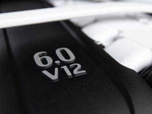 Immagine 67/72 di Aston Martin Vanquish Volante (2016)