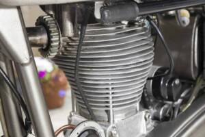 Image 18/40 of Norton Model 30 International (1957)