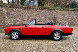Bild 26/50 von FIAT 124 Sport Spider (1973)