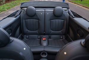 Imagen 26/28 de Mini Cooper (2023)