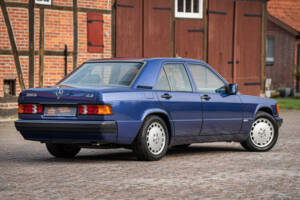 Imagen 14/48 de Mercedes-Benz 190 E 2.3 (1992)