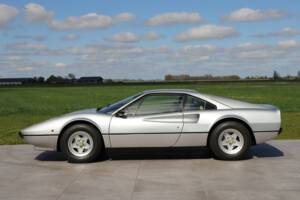 Bild 28/50 von Ferrari 308 GTB (1977)