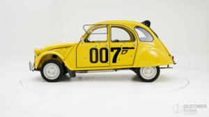 Image 8/15 de Citroën 2 CV 6 (1980)