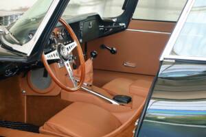 Image 46/50 de Jaguar E-Type (1970)