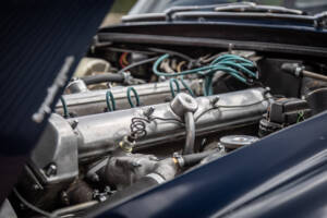 Image 32/72 de Aston Martin DB 4 (1962)