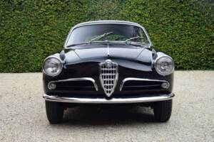 Image 2/21 of Alfa Romeo Giulietta Sprint (1957)