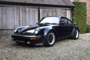 Image 17/41 of Porsche 911 Turbo 3.3 (1978)