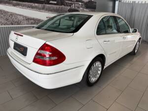 Image 7/14 of Mercedes-Benz E 200 Kompressor (2006)