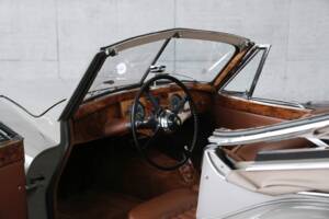 Bild 20/50 von Jaguar XK 120 DHC (1953)